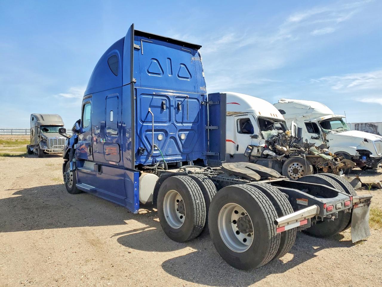 Freightliner Cascadia 126