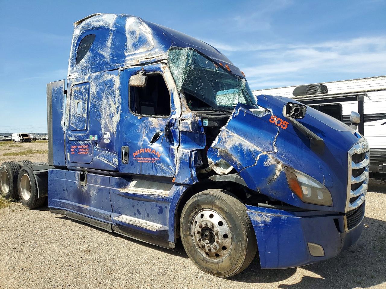 Freightliner Cascadia 126