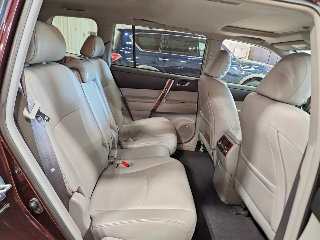 Toyota Highlander Limited