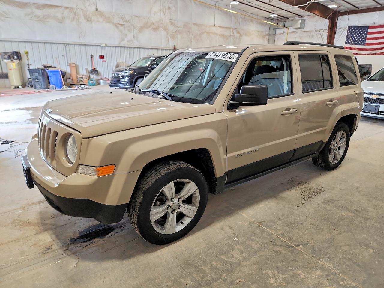 Salvage Jeep Patriot Image