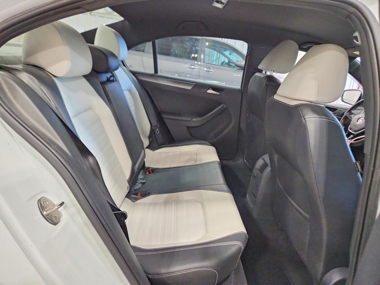 Volkswagen Jetta Sport