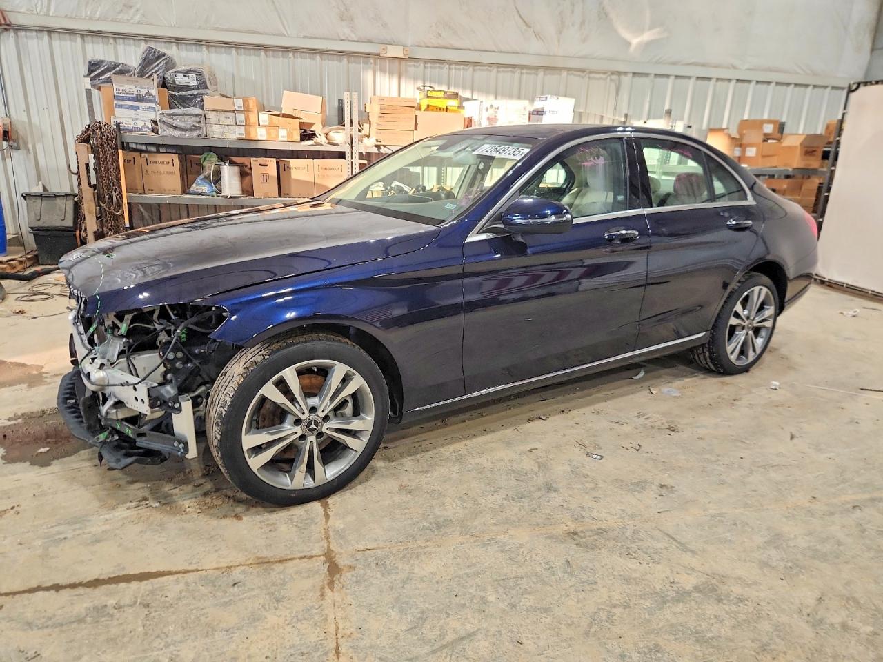 Salvage Mercedes-Benz C-Class Image