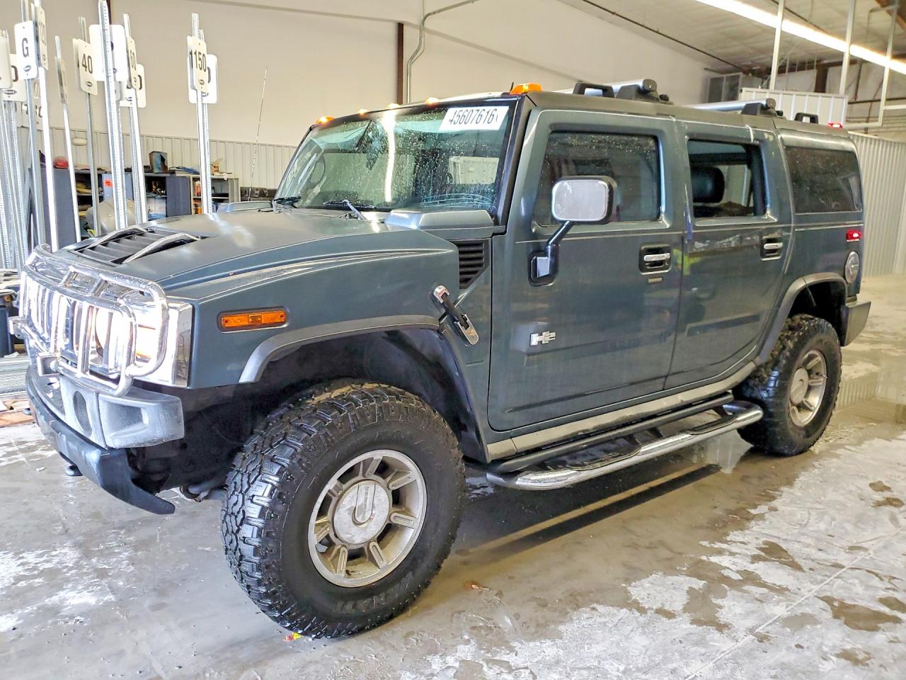 Salvage HUMMER H2 Image
