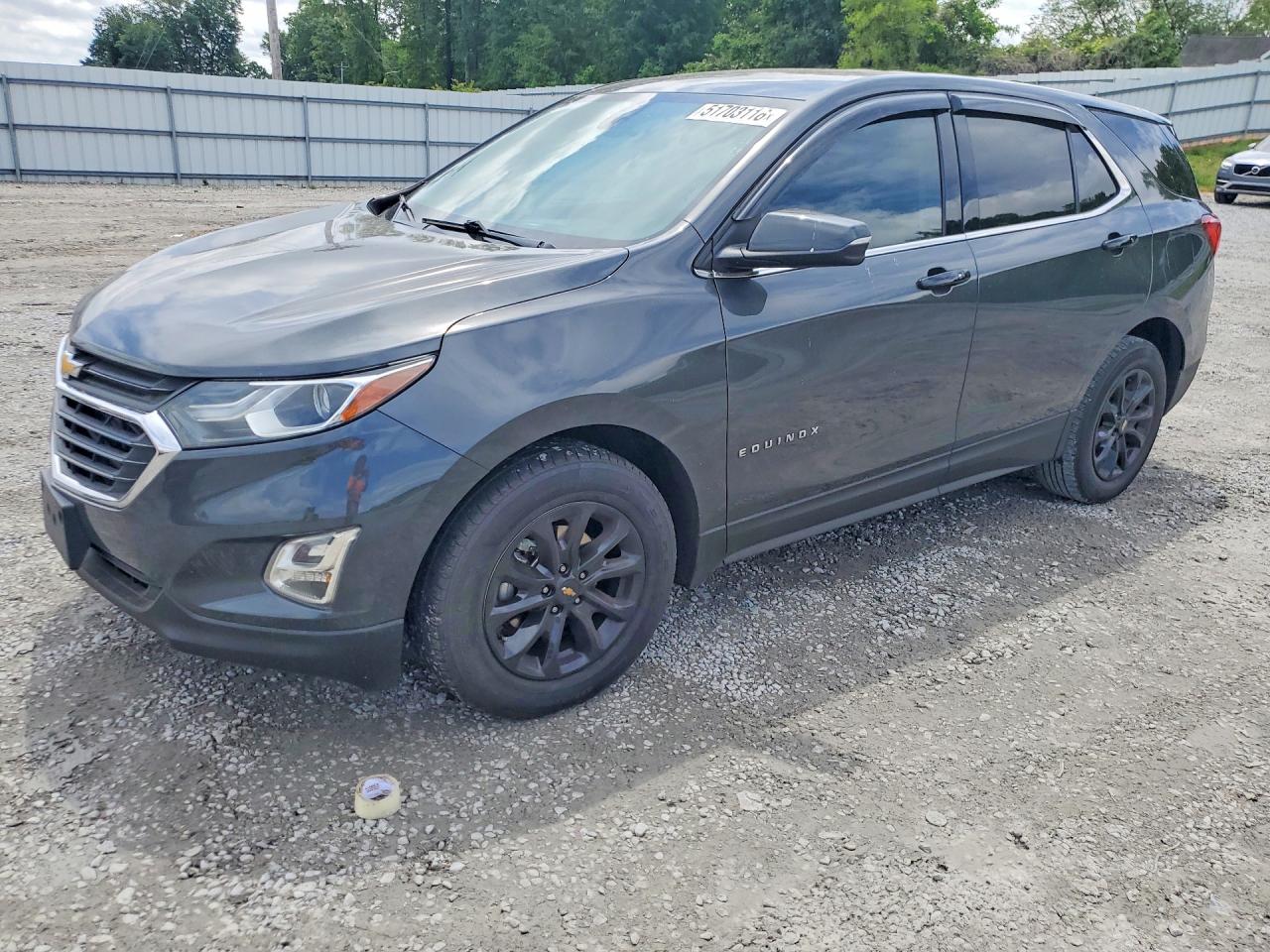 Salvage Chevrolet Equinox Image