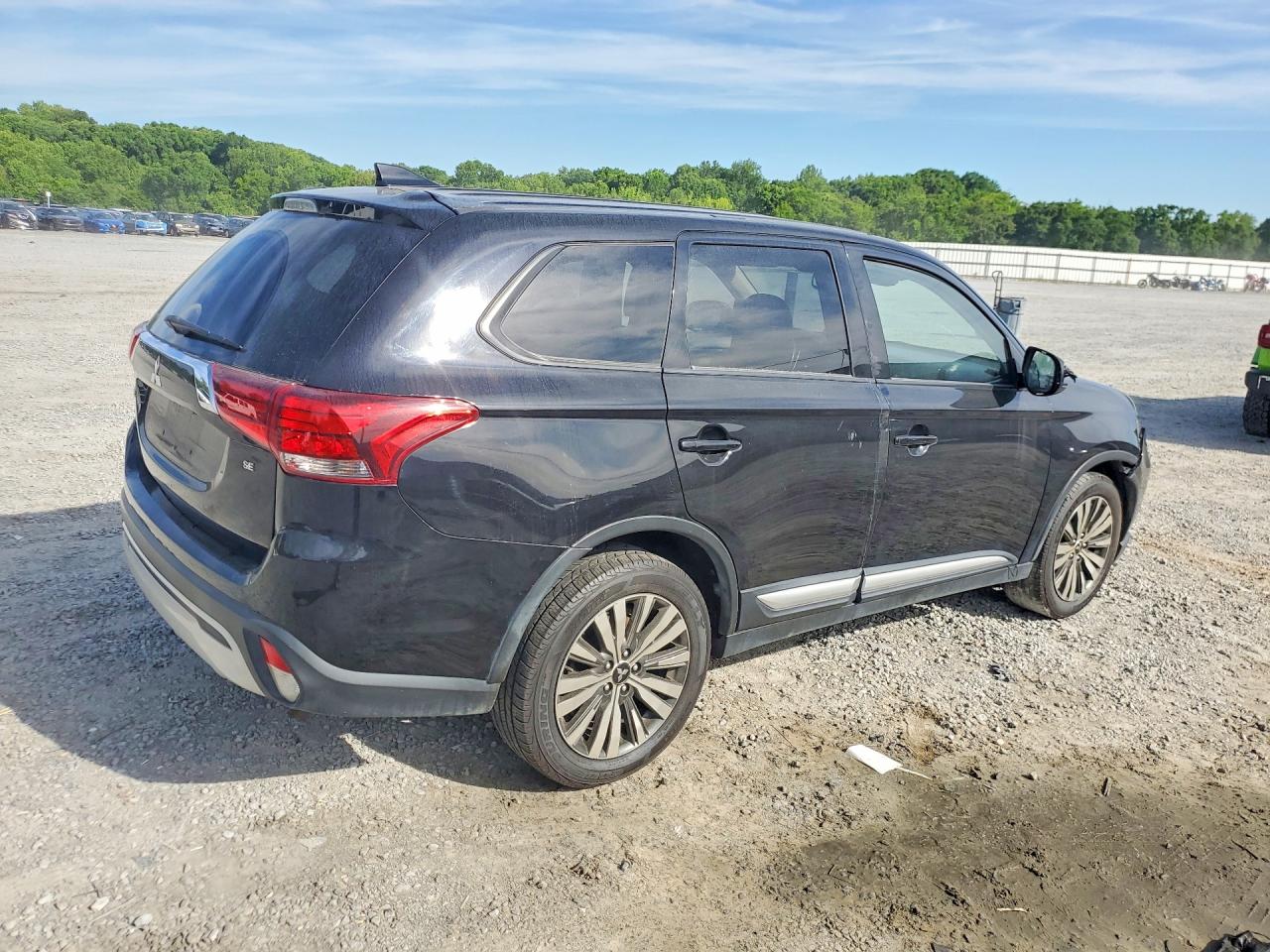 Mitsubishi Outlander Se