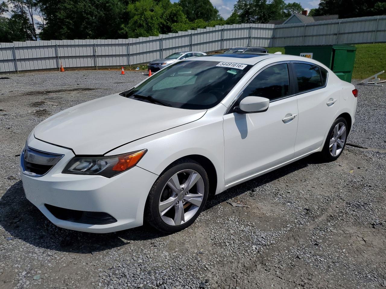 Salvage Acura ILX Image