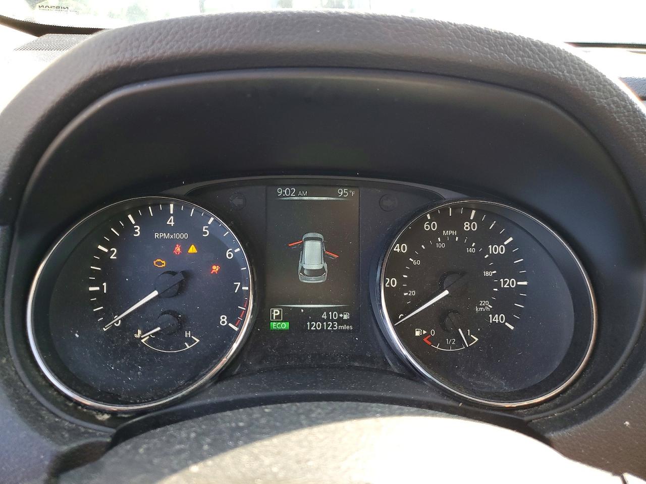 Nissan Rogue S