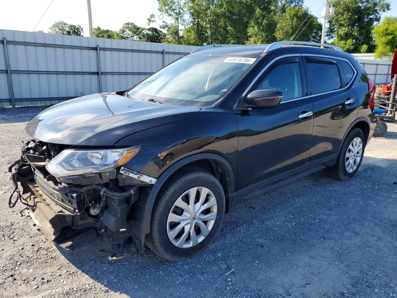 Salvage Nissan Rogue Image