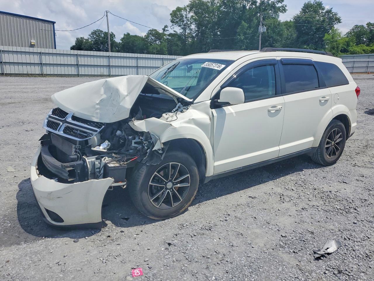 Salvage Dodge Journey Image