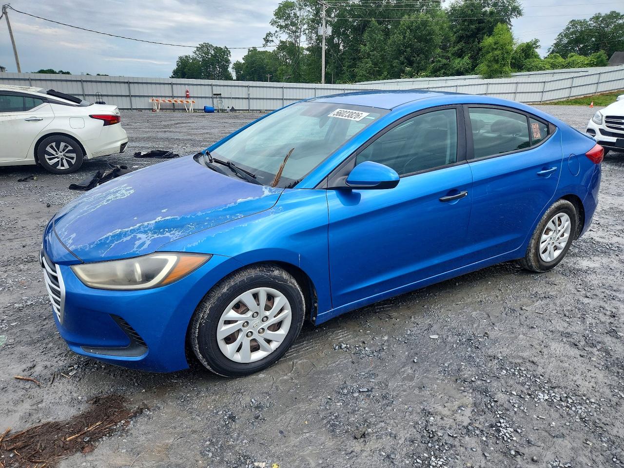 Salvage Hyundai ELANTRA Image