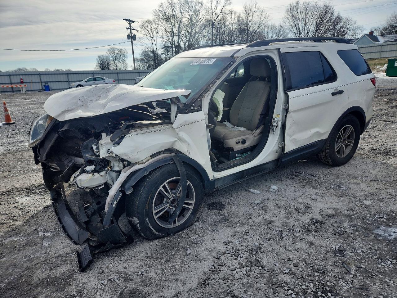 Salvage Ford Explorer Image