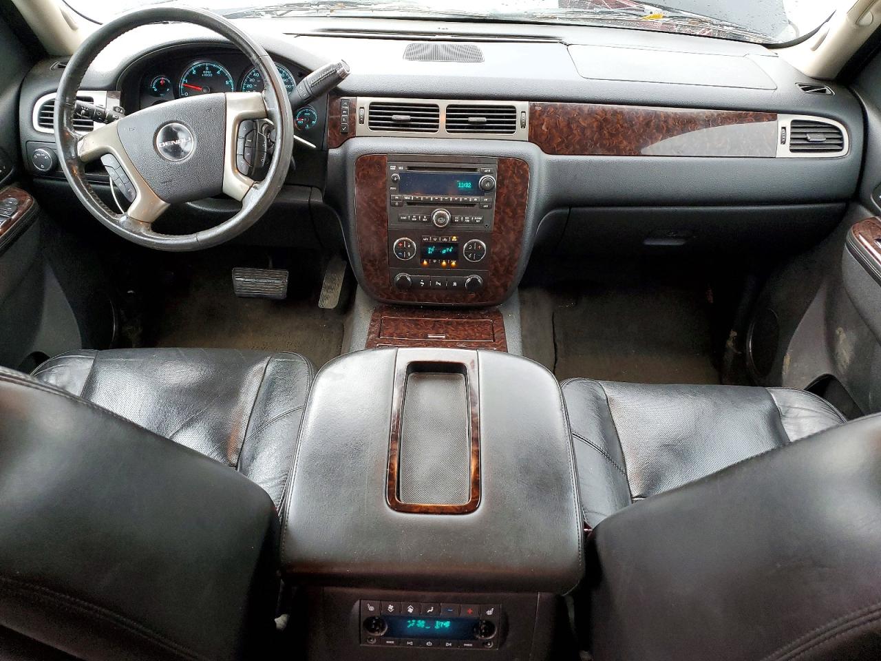 GMC Yukon Denali
