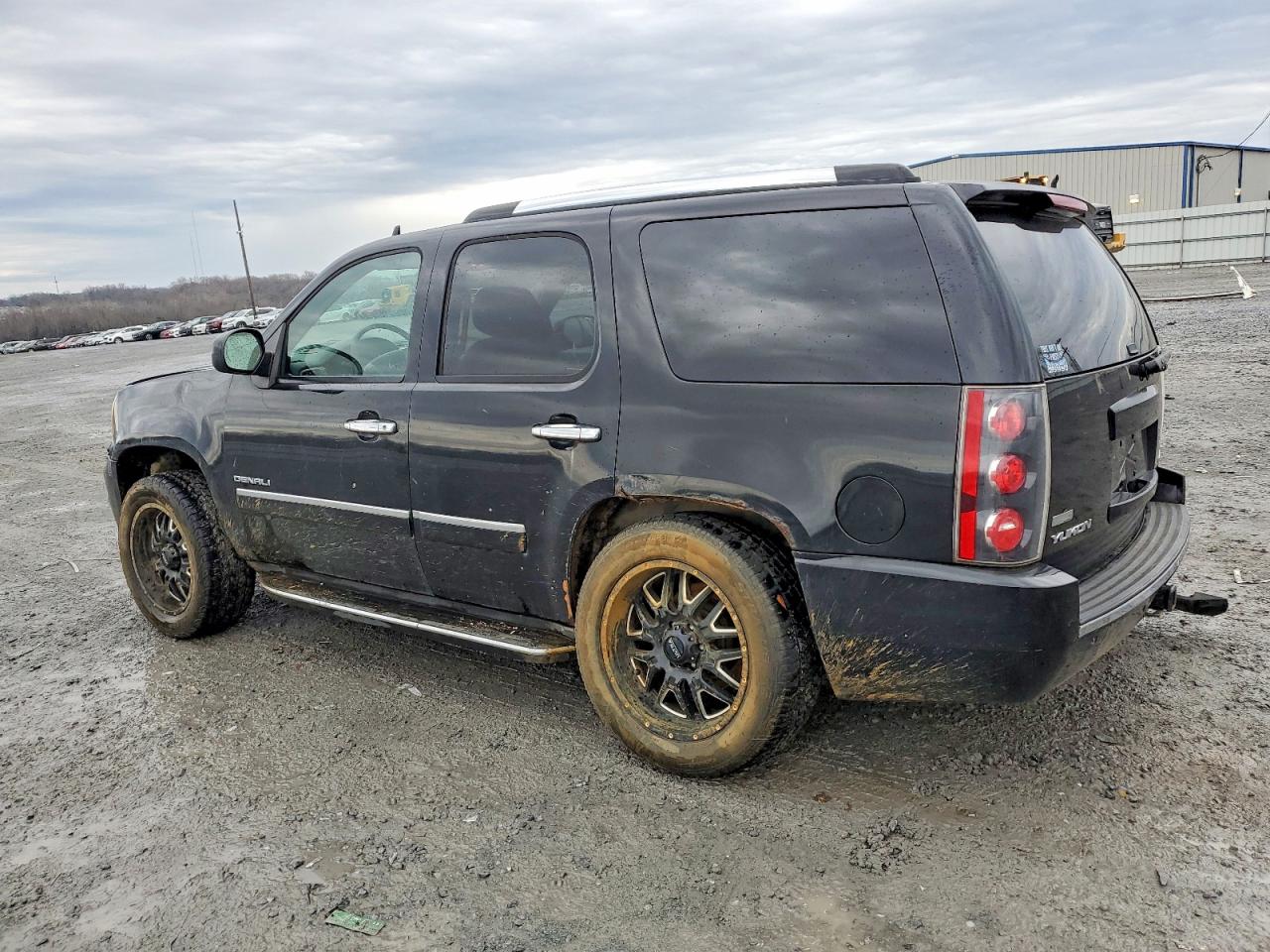 GMC Yukon Denali
