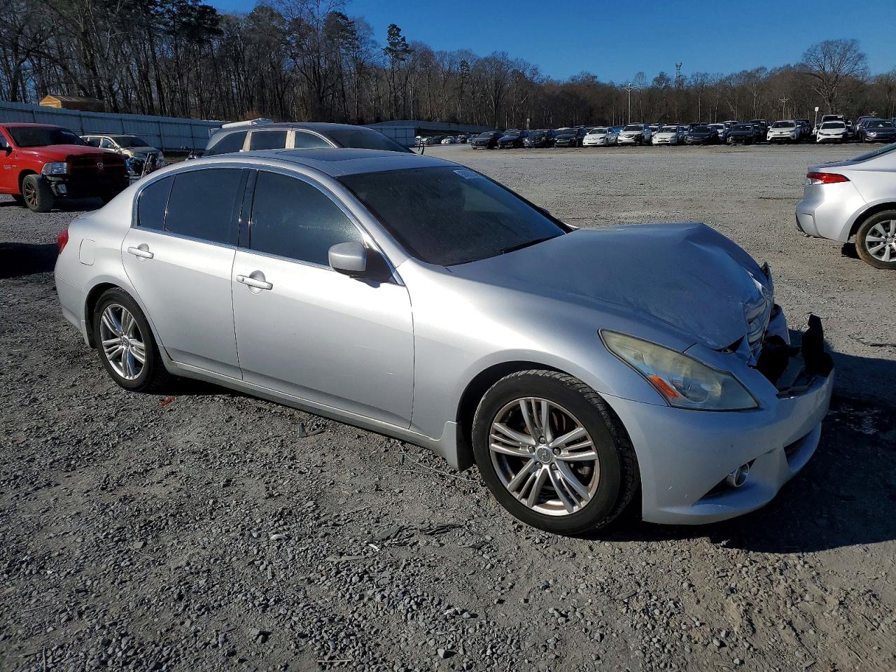 INFINITI G37 Base