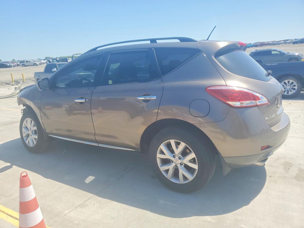 Nissan Murano S