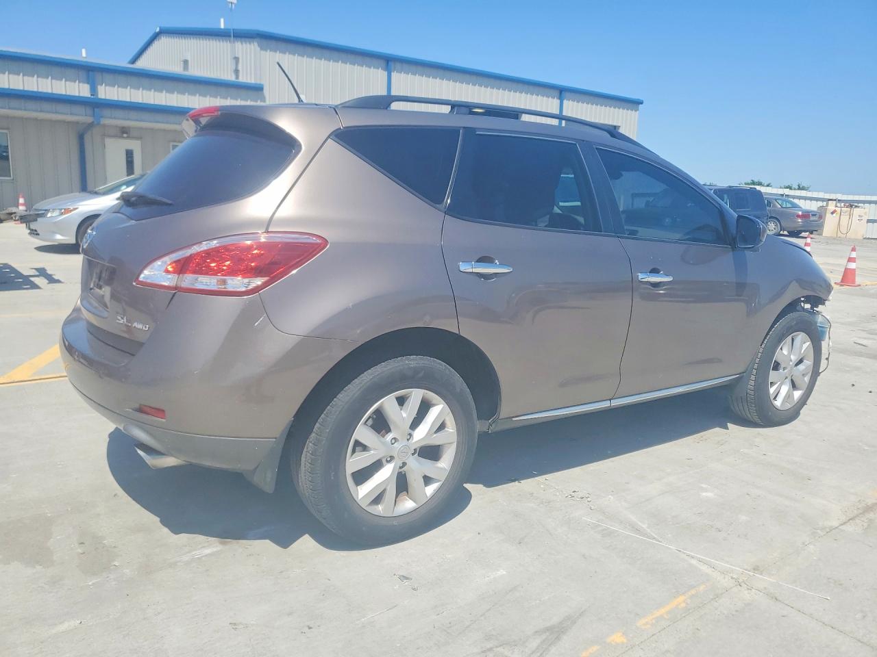Nissan Murano S