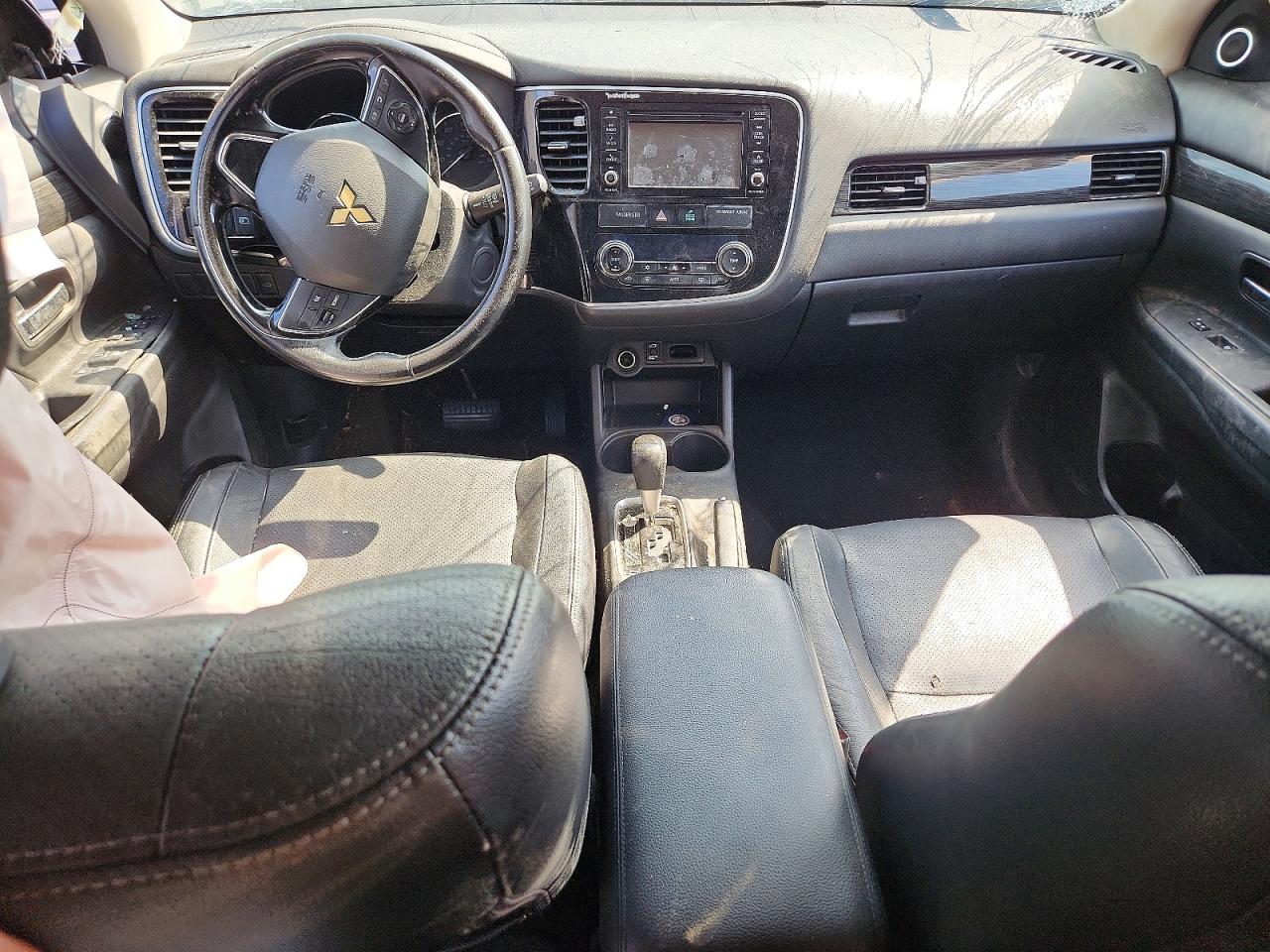 Mitsubishi Outlander Se