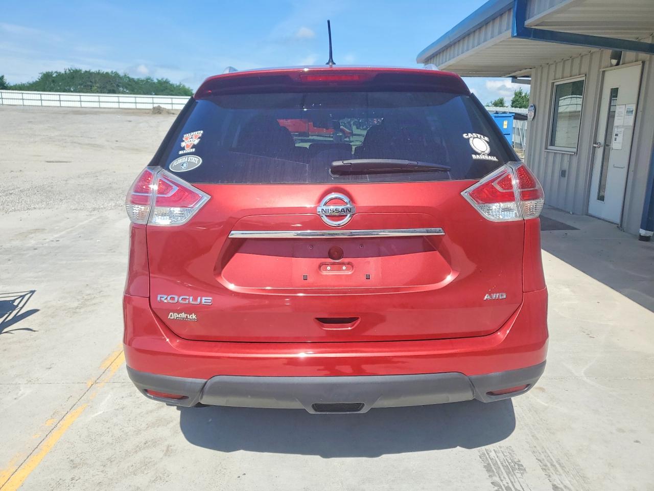 Nissan Rogue S