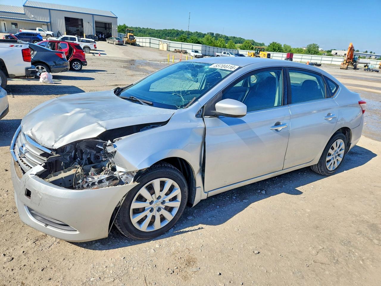 Salvage Nissan Sentra Image