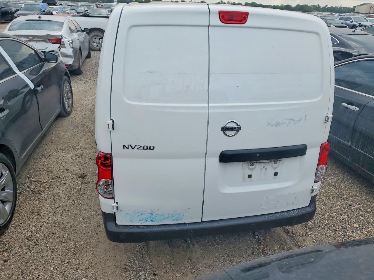 Nissan Nv S
