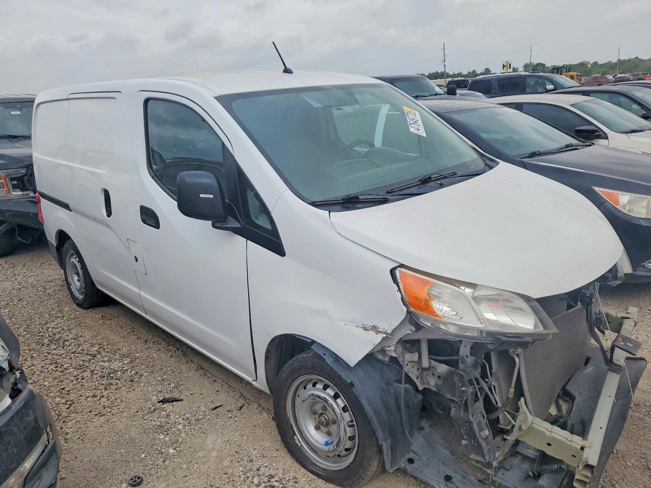 Nissan Nv S