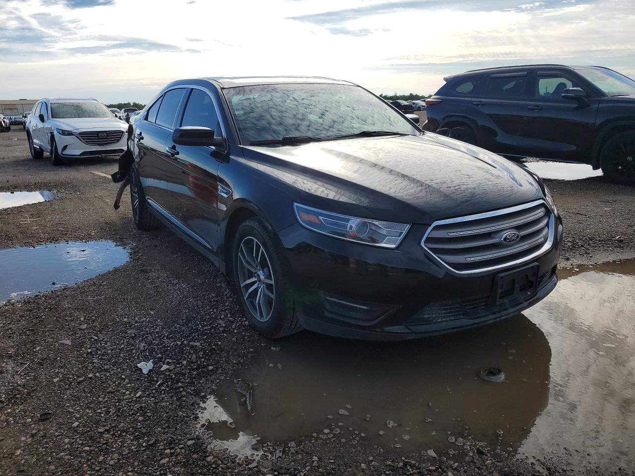 Ford Taurus Sel