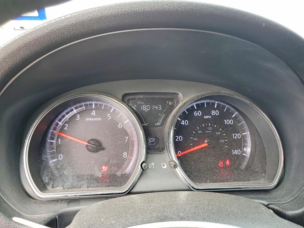 Nissan Versa 1.6 Sv