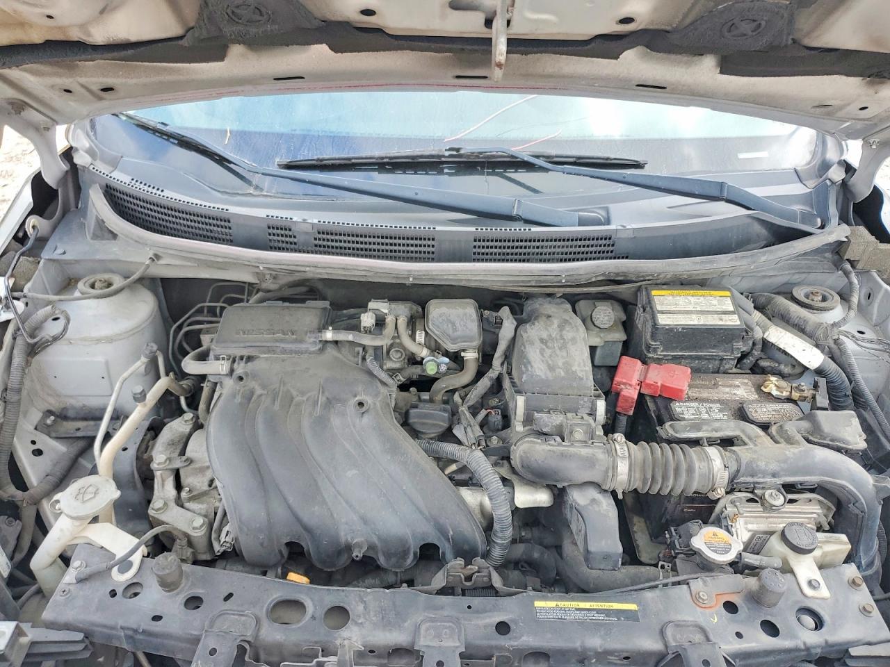 Nissan Versa 1.6 Sv