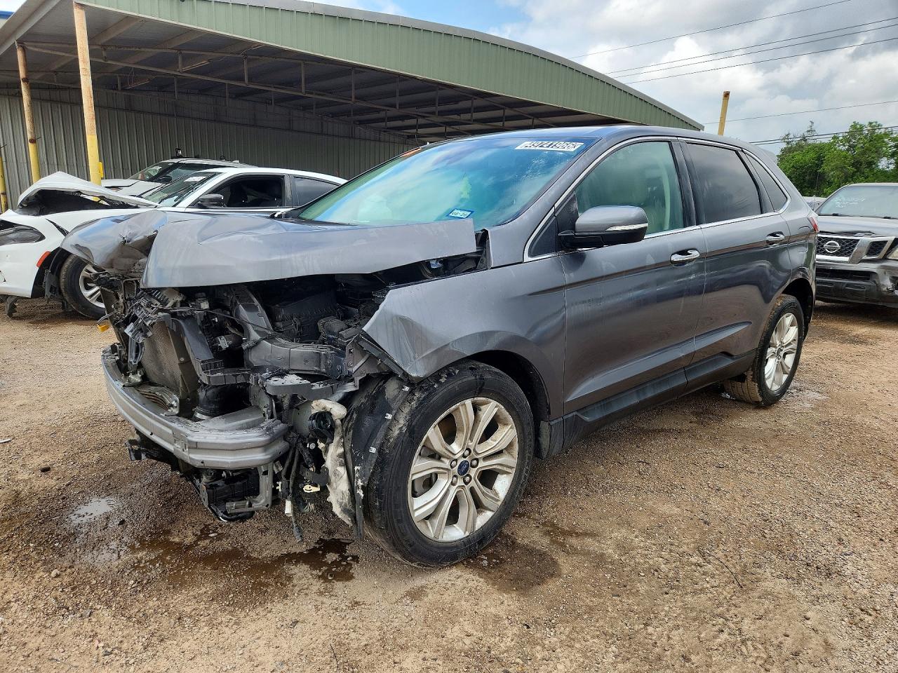 Salvage Ford Edge Image