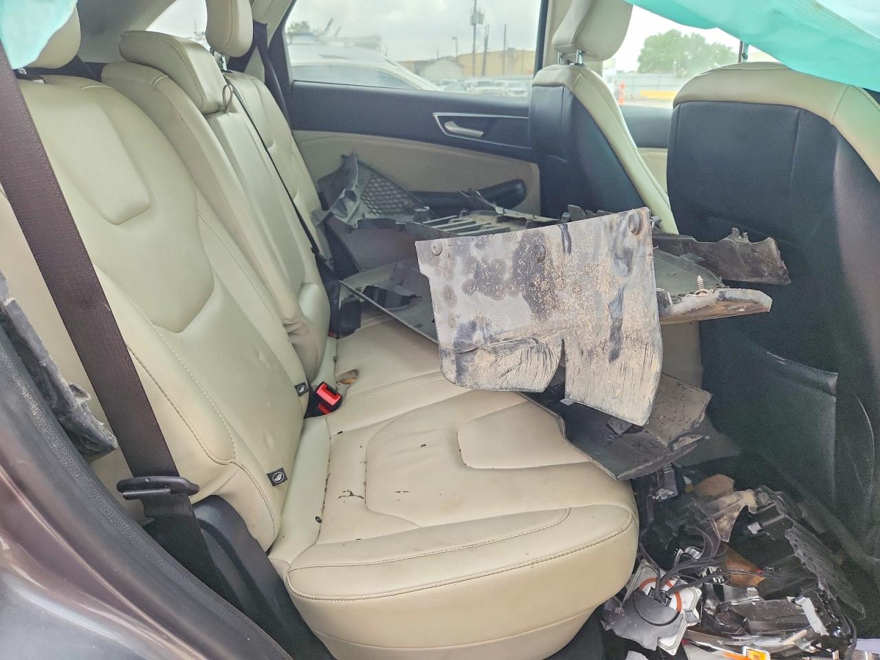 Ford Edge Titanium