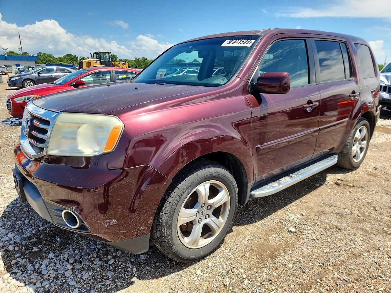 Salvage Honda Pilot Image