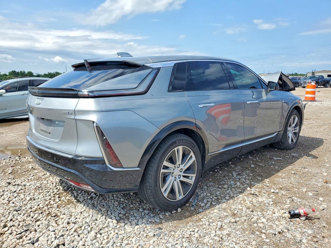 Cadillac Lyriq Tech Tech