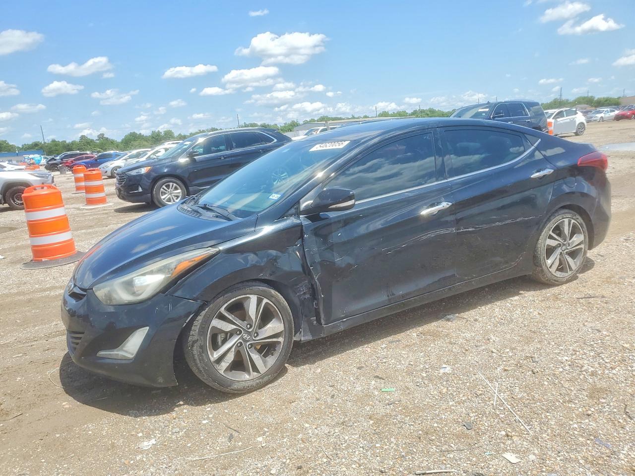 Salvage Hyundai ELANTRA Image