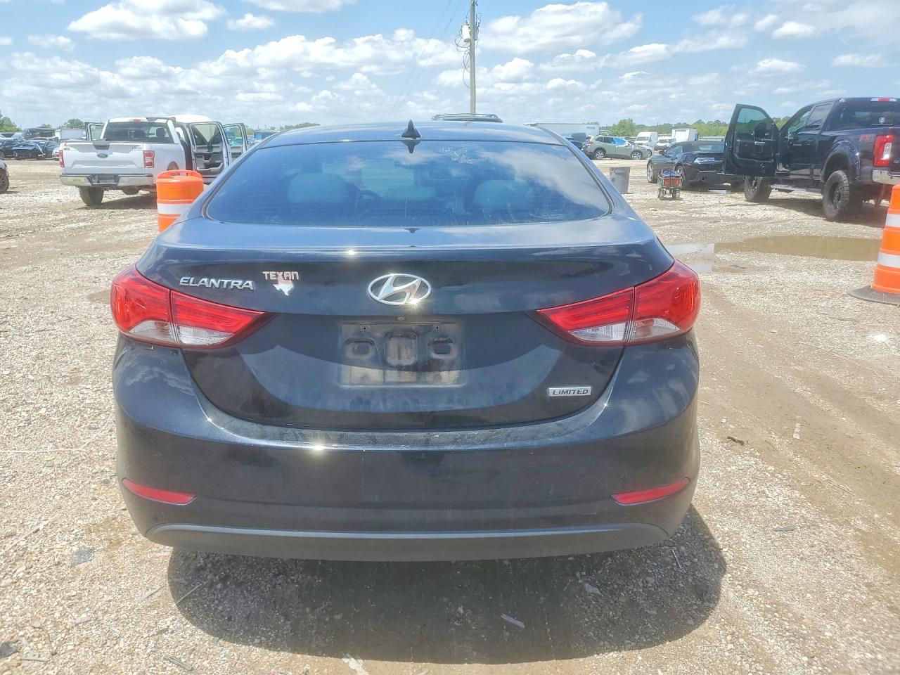 Hyundai ELANTRA Limited