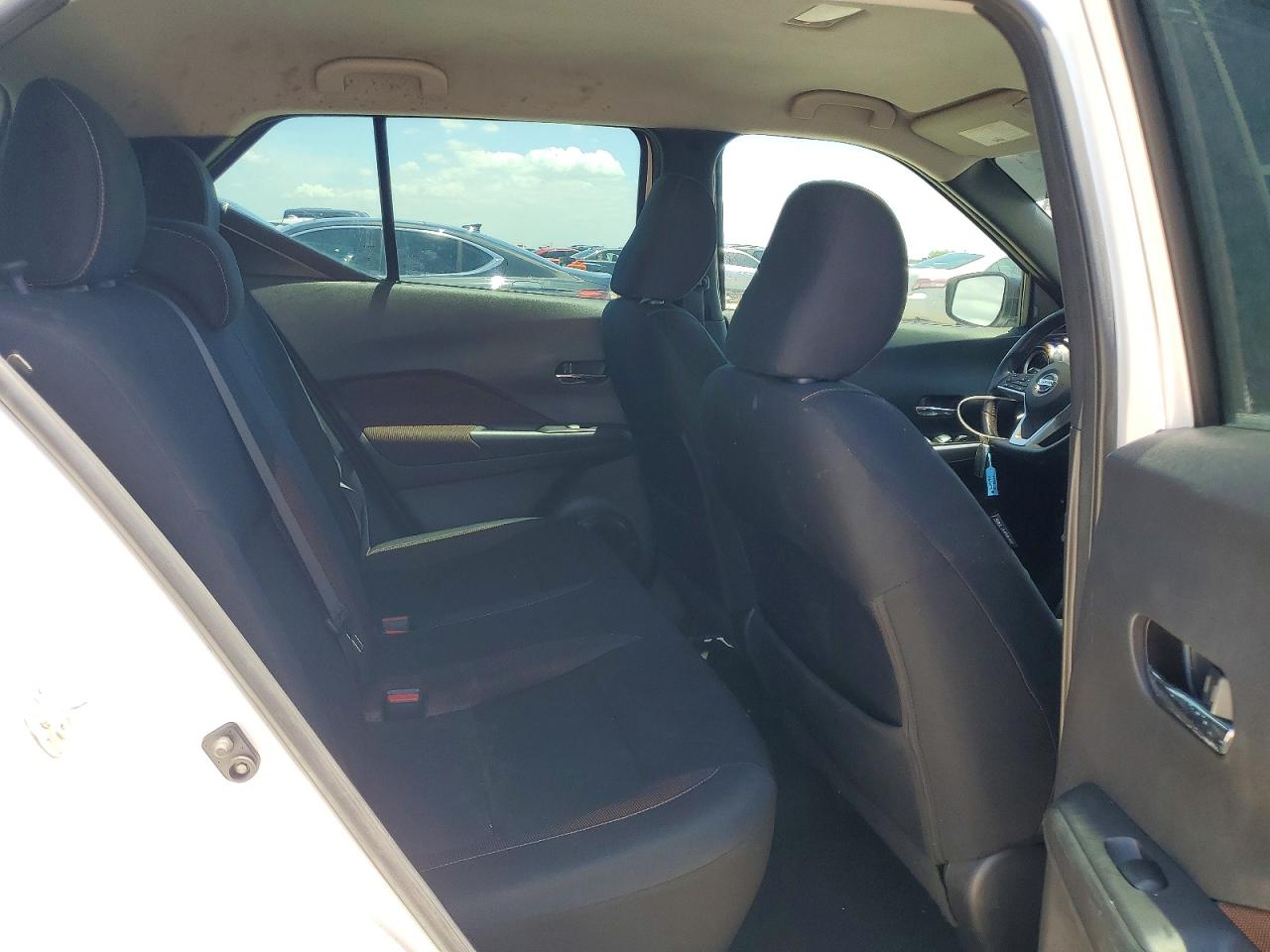 Nissan Kicks Sr