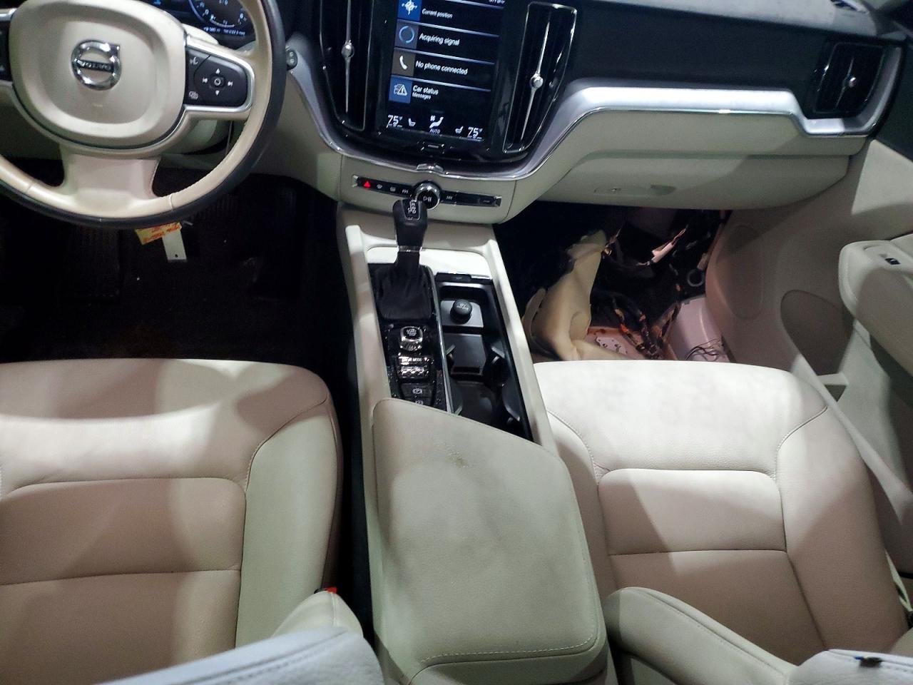 Volvo XC60 T5 Momentum