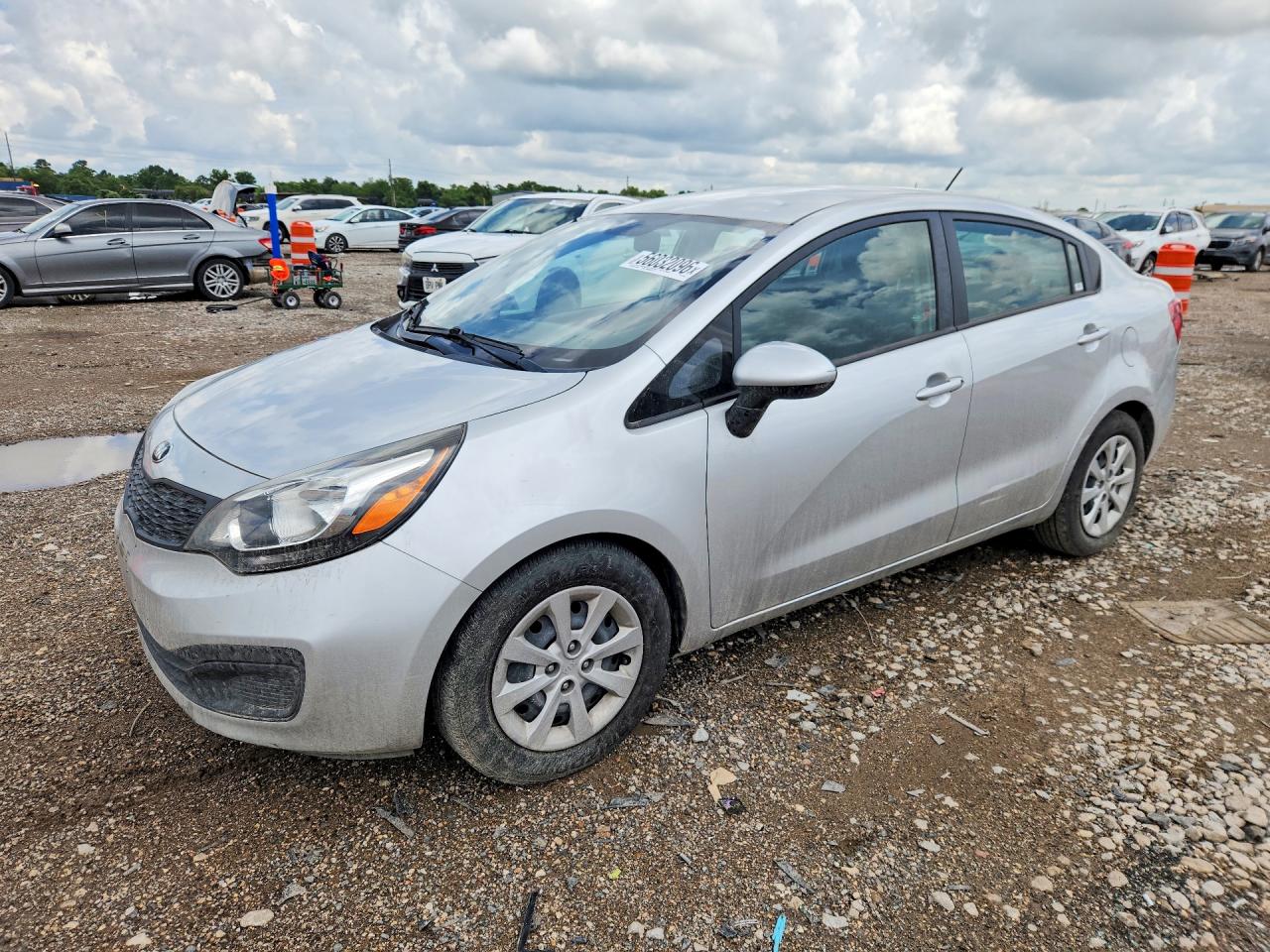 Salvage Kia Rio Image