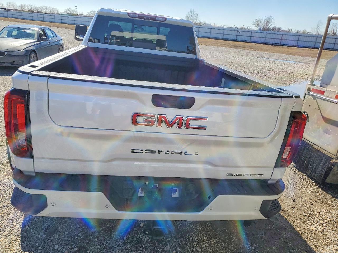 GMC Sierra K3500 Denali