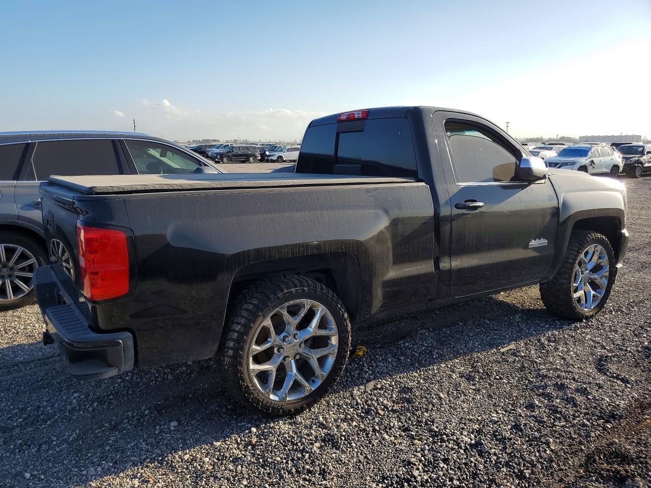 Chevrolet Silverado C1500
