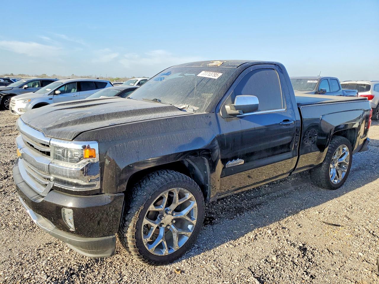 Salvage Chevrolet Silverado Image