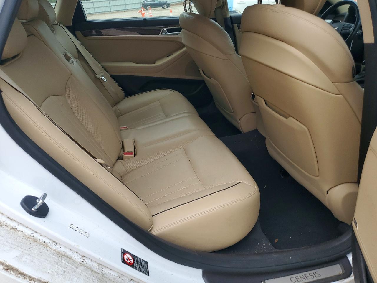 Hyundai Genesis 3.8l