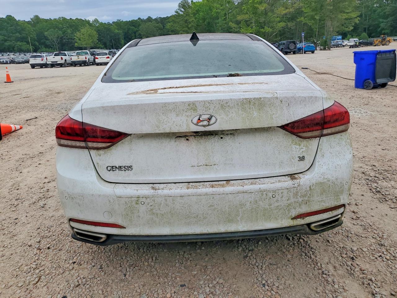 Hyundai Genesis 3.8l