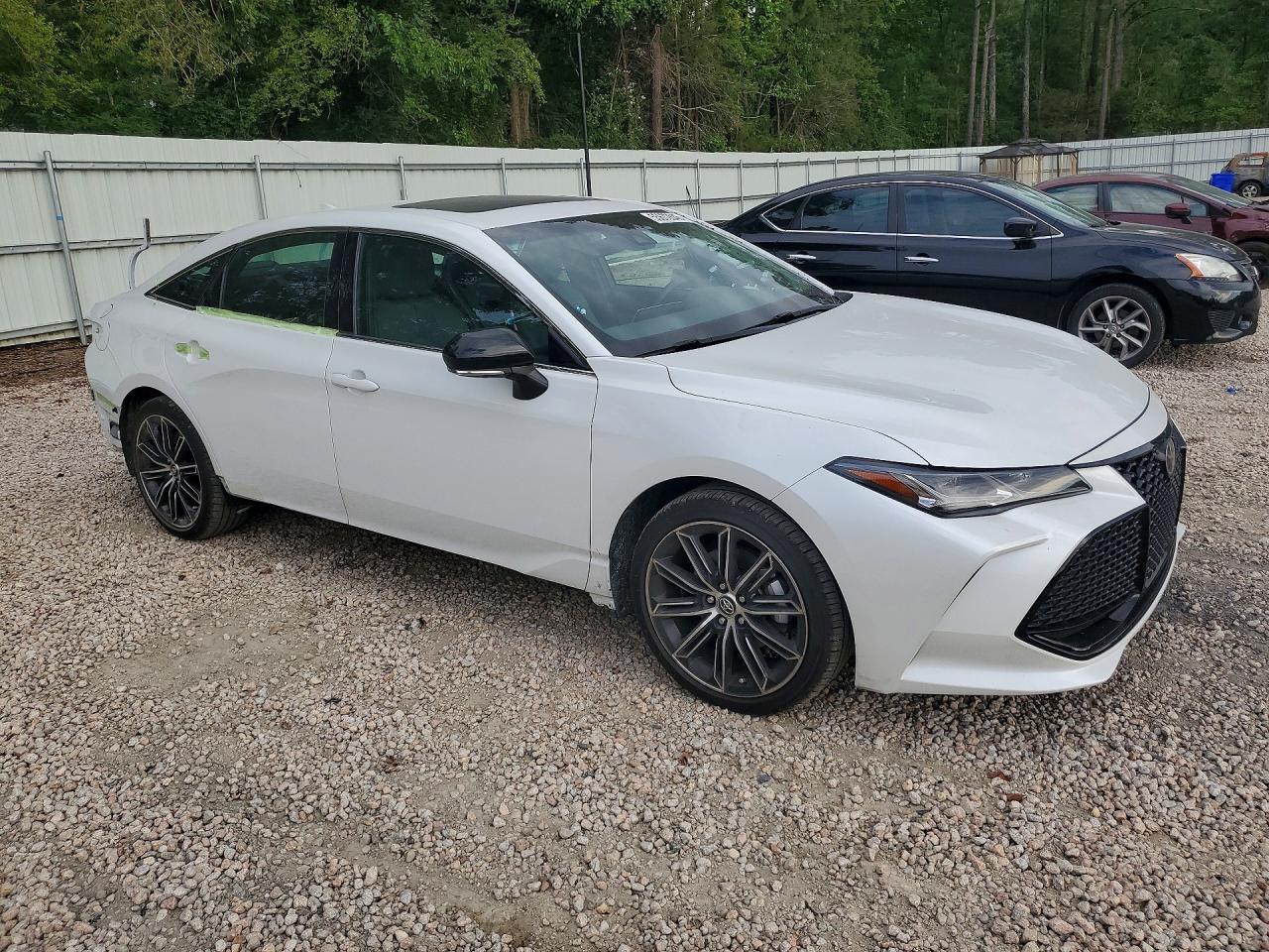 Toyota Avalon Touring