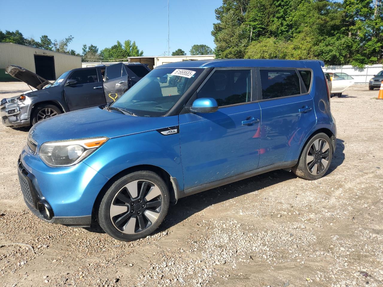 Salvage Kia Soul Image
