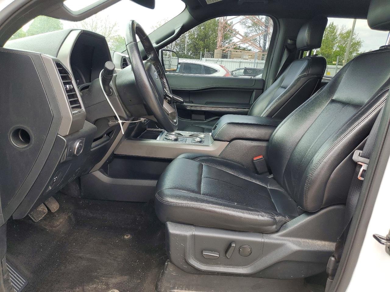 Ford Expedition Max Xlt