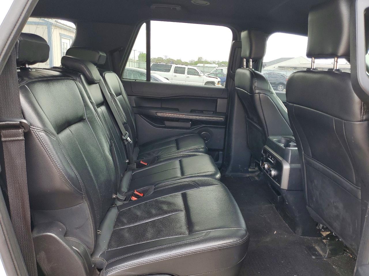 Ford Expedition Max Xlt