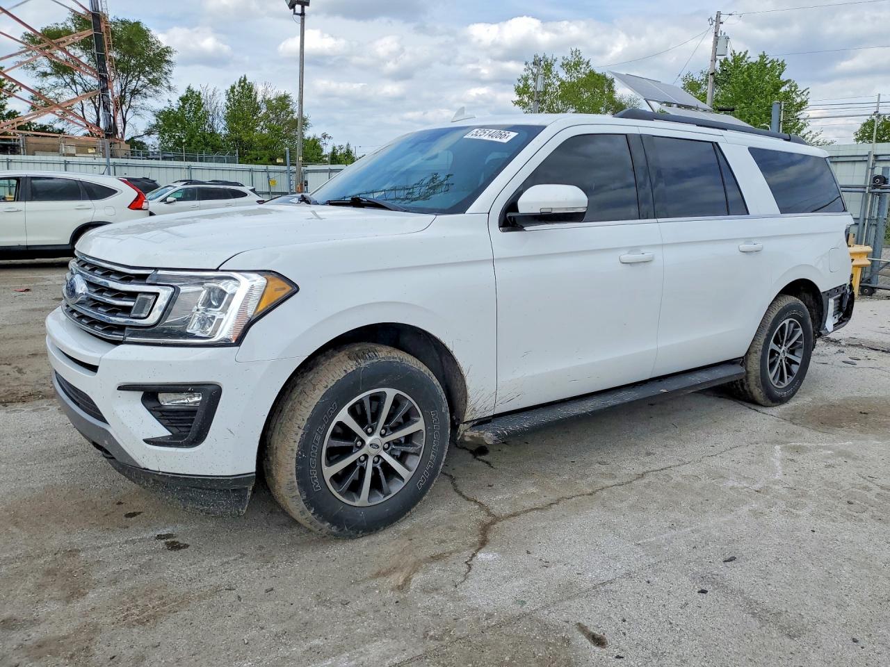 Salvage Ford Expedition Image