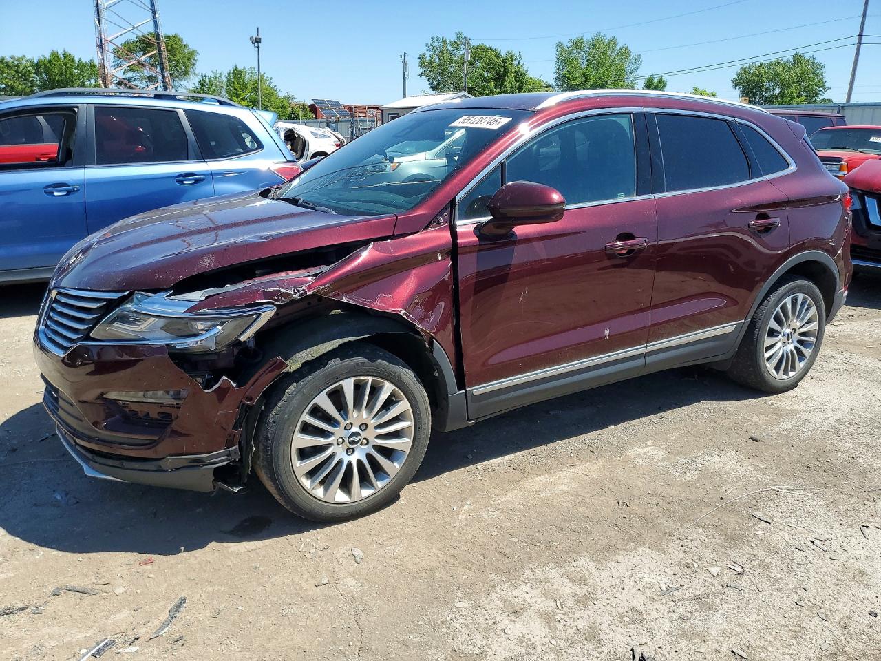 Salvage Lincoln MKC Image