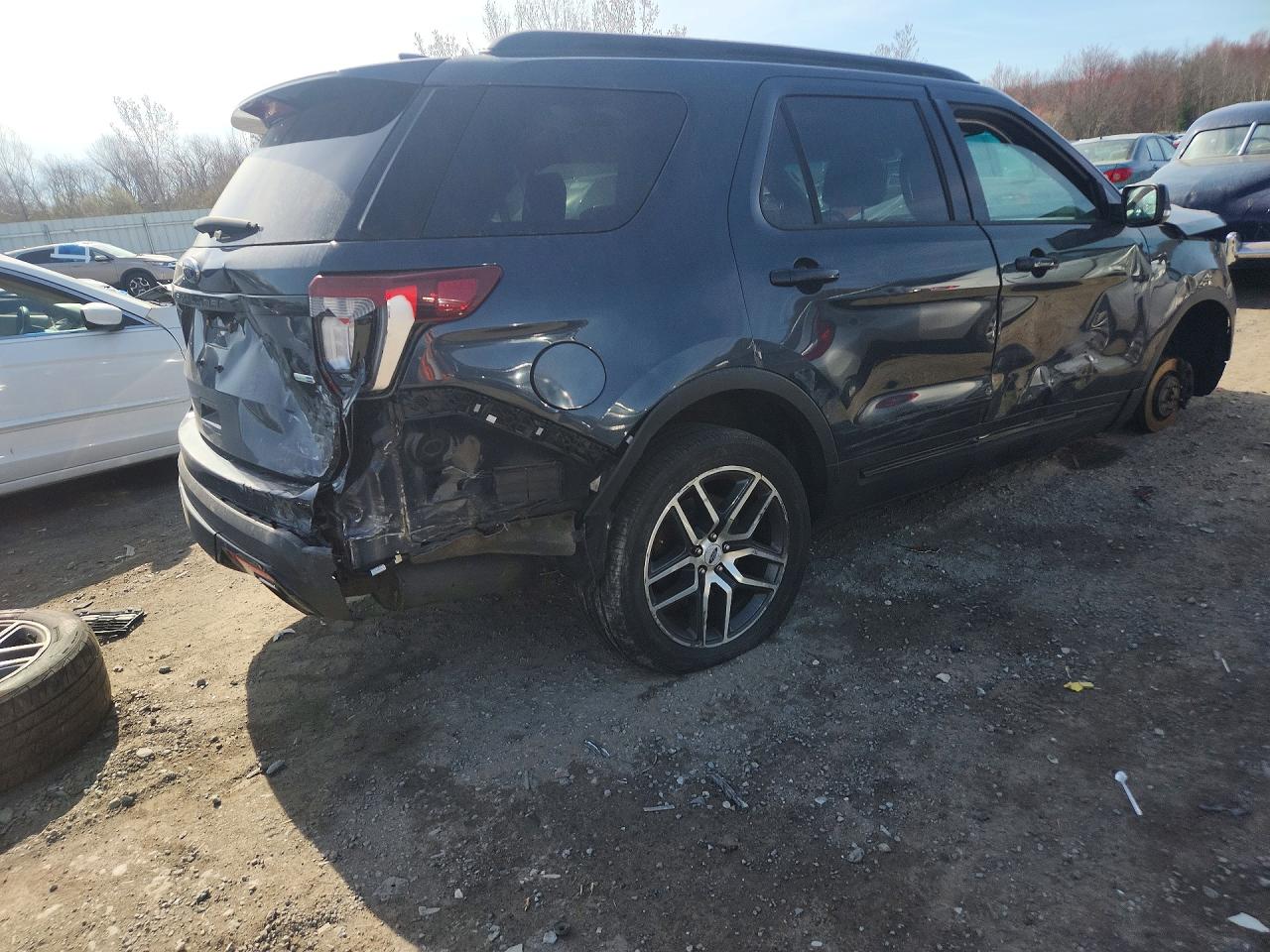 Ford Explorer Sport