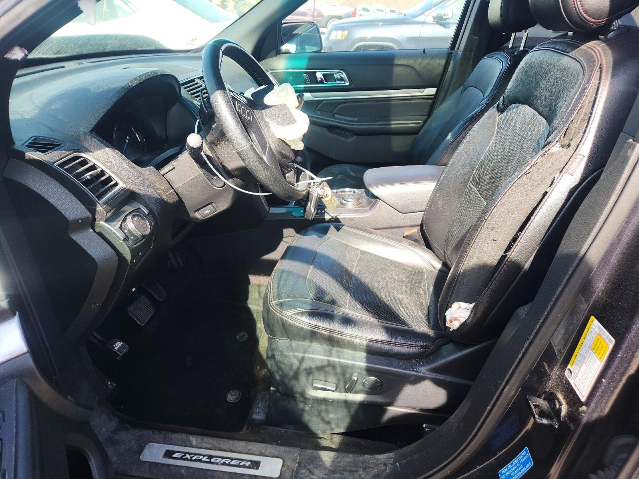 Ford Explorer Sport